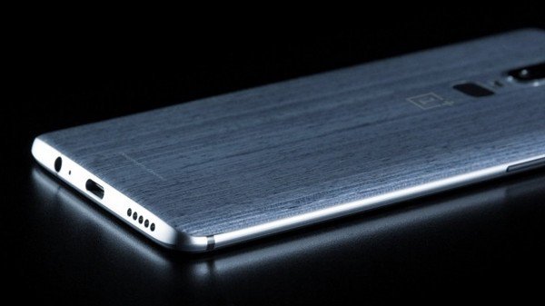 one plus (2).jpg